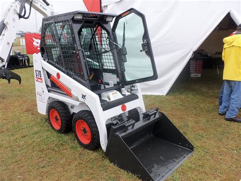 bobcat 970 skid steer specs|bobcat 43.5 specs.